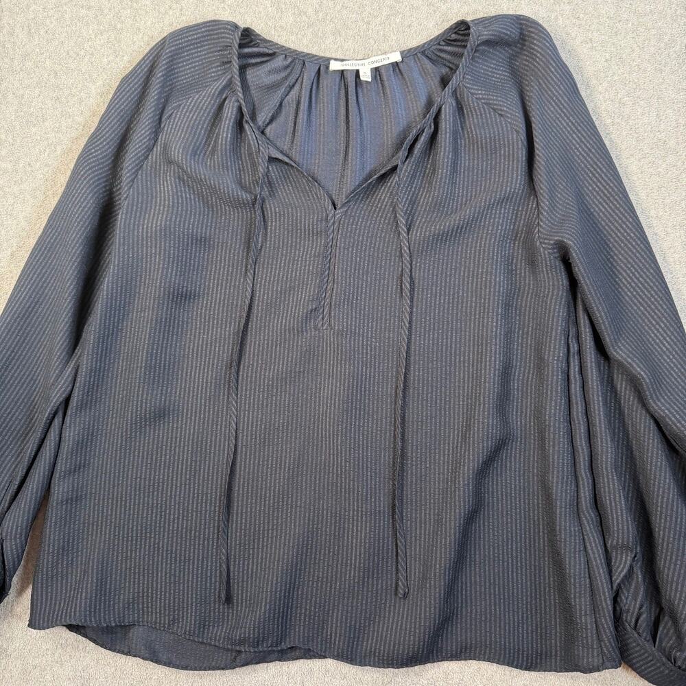 Collective Concepts Women's Small Navy Blue Pinstripe Tie Neck Blouse Top